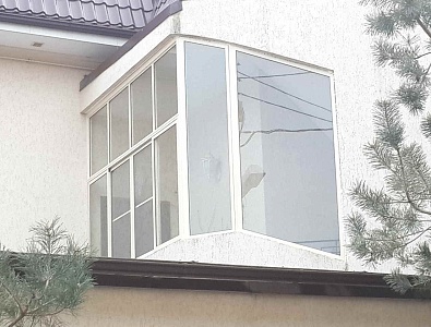 Угловой балкон