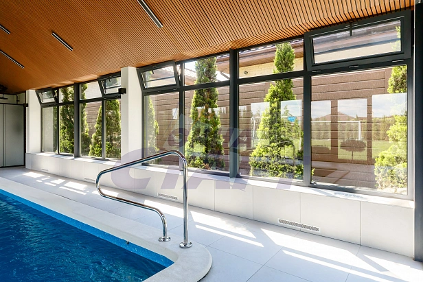 Зона бассейна